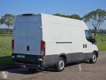 Furgon długi Iveco