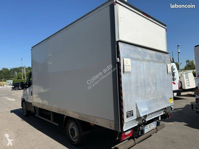 Véhicule utilitaire Iveco