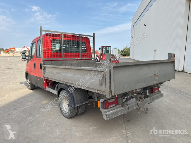 Véhicule utilitaire Iveco  35-130