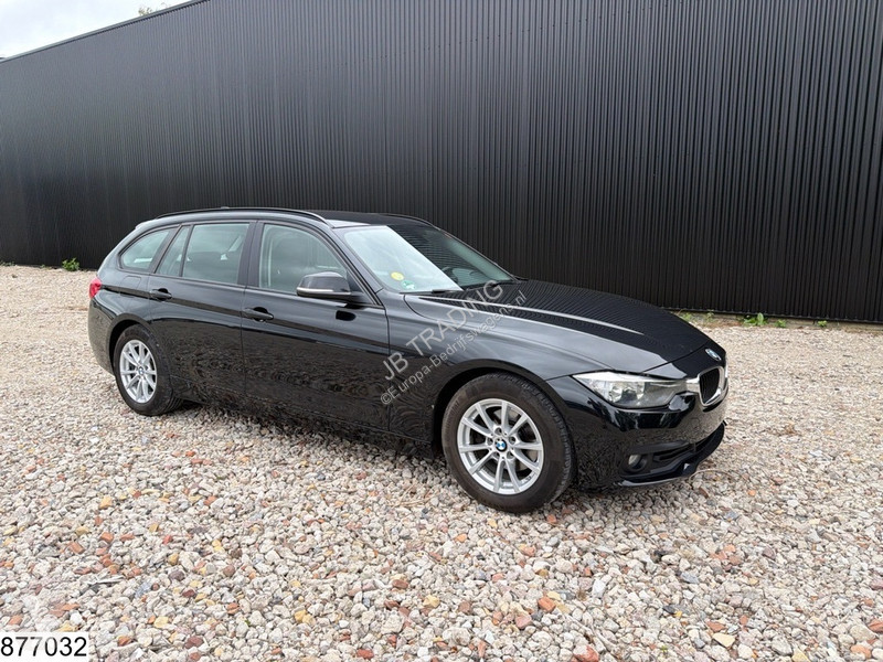 عربة نفعية BMW 3-serie