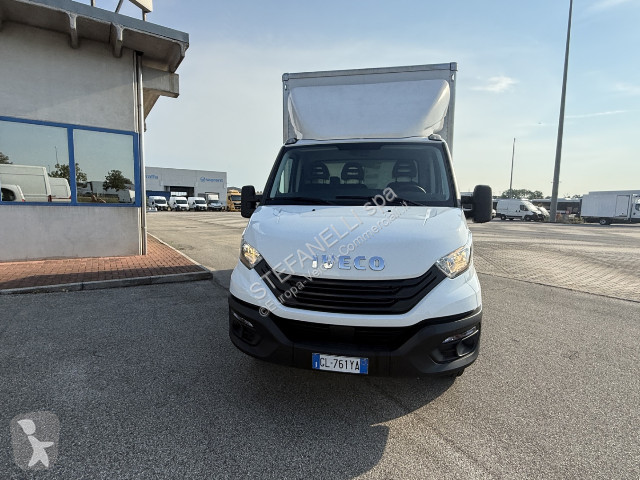 Nyttofordon Iveco DAILY 35C14H BOX + SPONDA con...