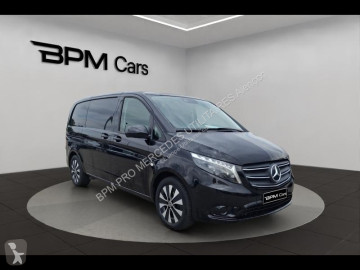 Furgon dostawczy Mercedes