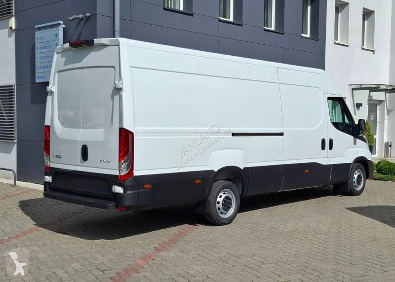 Samochód dostawczy Iveco