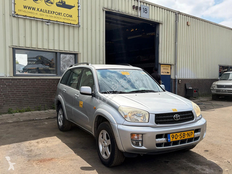 Toyota SUV - 4x4 - Manual Gearbox - Power...