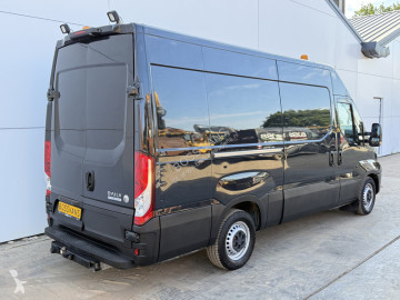 Fourgon Iveco