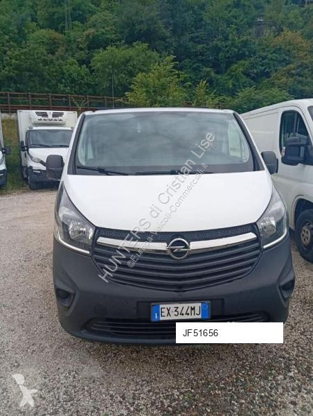 Véhicule utilitaire Opel 6 posti