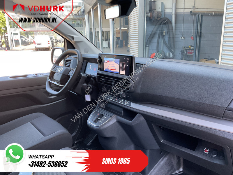Samochód dostawczy Toyota 230 km WLTP...