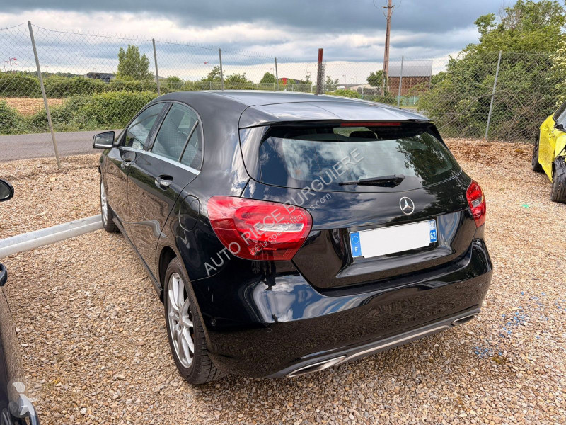 Véhicule utilitaire Mercedes Classe A A180 1.6i...