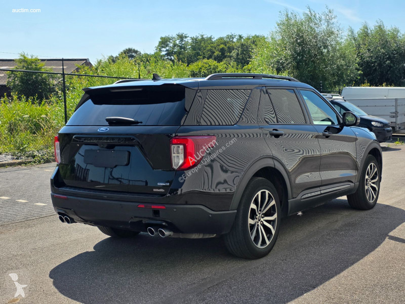 Véhicule utilitaire Ford explorer