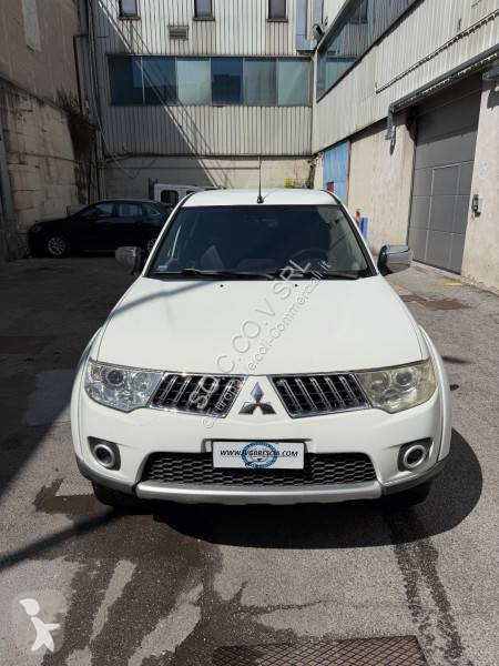 Furgoneta Mitsubishi