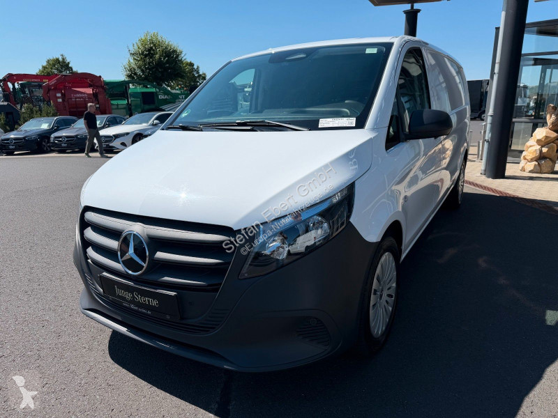 Furgoneta Mercedes Vito  Extral Klima AHK2,5...