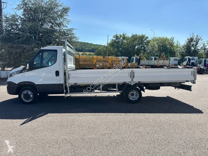 Samochód dostawczy Iveco