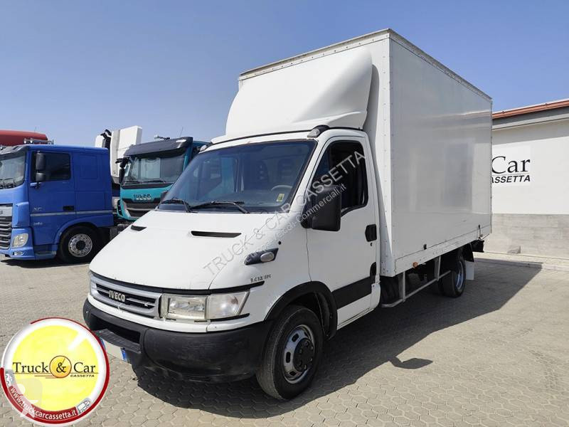 Samochód dostawczy Iveco