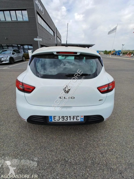 عربة نفعية Renault CLIO