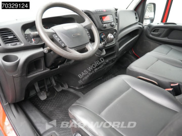 Con volquete Iveco