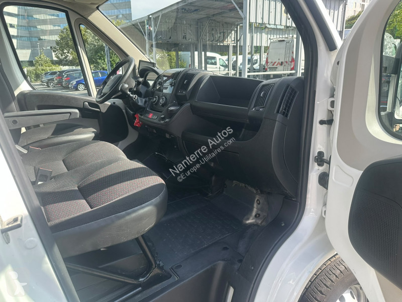 Samochód dostawczy Peugeot BOXER BENNE 18000 HT...