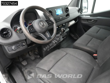 Utilitaire benne Mercedes