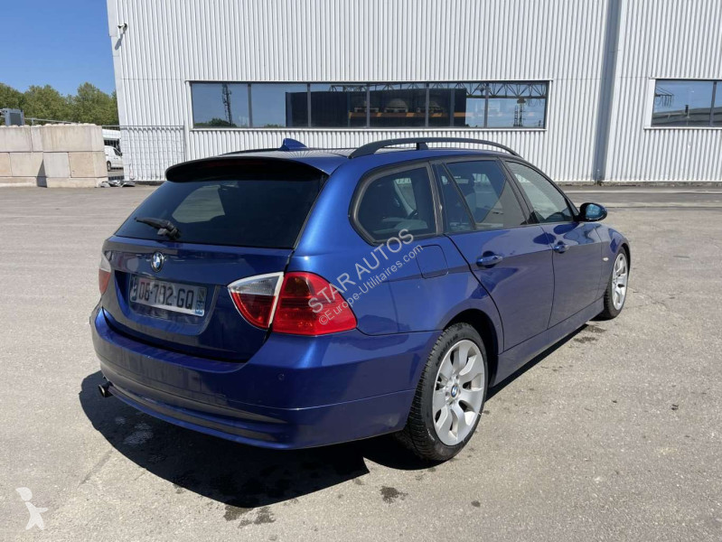 عربة نفعية BMW