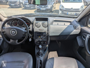 Samochód Dacia