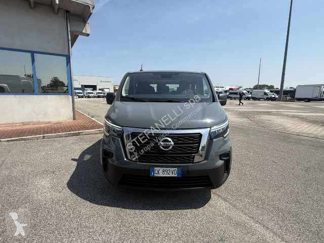Véhicule utilitaire Nissan Primastar bus 2.0...
