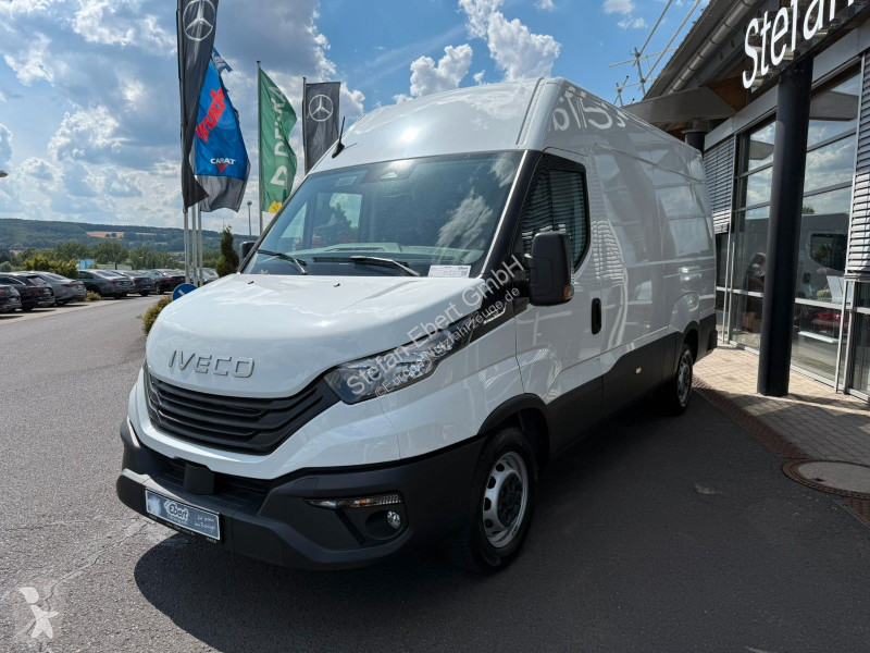 Iveco 35S16A8 V Kastenwagen *R 3520 mm*...
