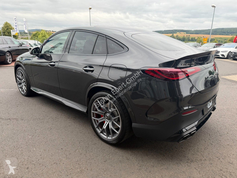 Samochód dostawczy Mercedes 63 AMG...
