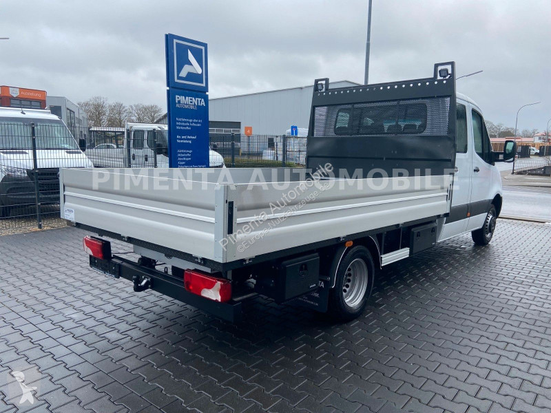 Furgoneta Mercedes 517 43 DOKA 5t PRITSCHE AHK...