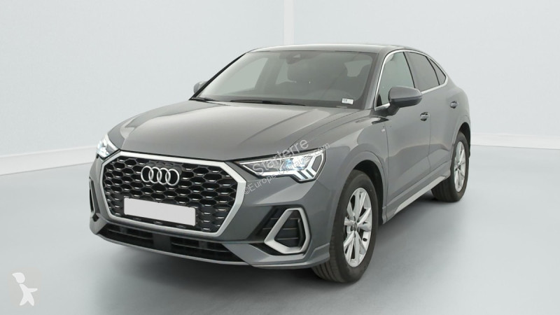 Audi Q3 Transporter