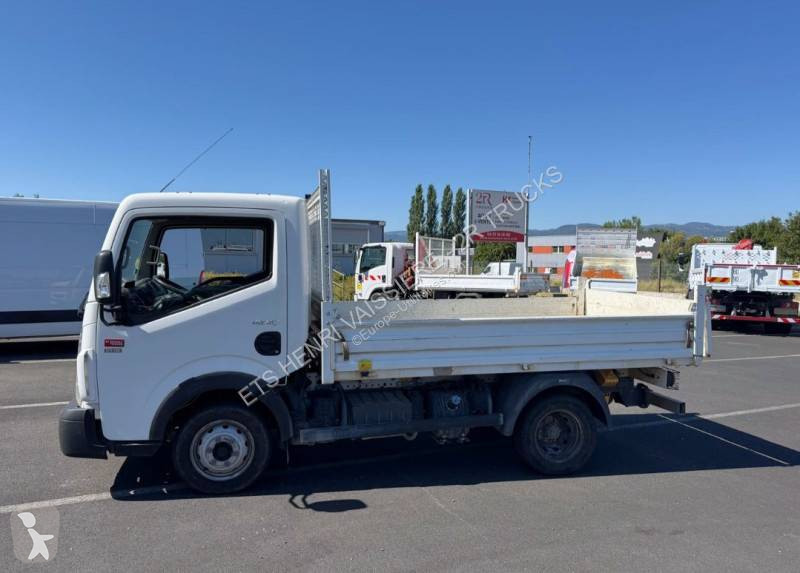 Samochód dostawczy Renault