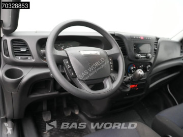 Con volquete Iveco
