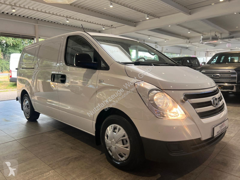 Samochód dostawczy Hyundai H-1  2,5 CRDI...