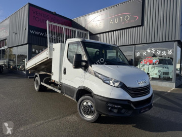 عربة نفعية قلابة Iveco