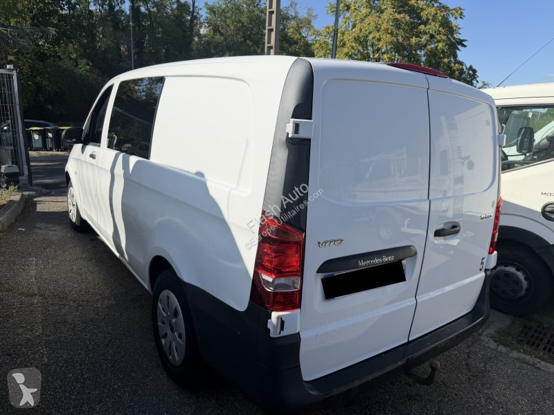 Véhicule utilitaire Mercedes VITO  111 CDI...