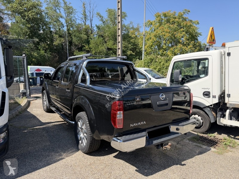 Véhicule utilitaire Nissan NAVARA 3.0 V6 DCI...