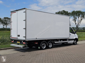 Caja cerrada Mercedes
