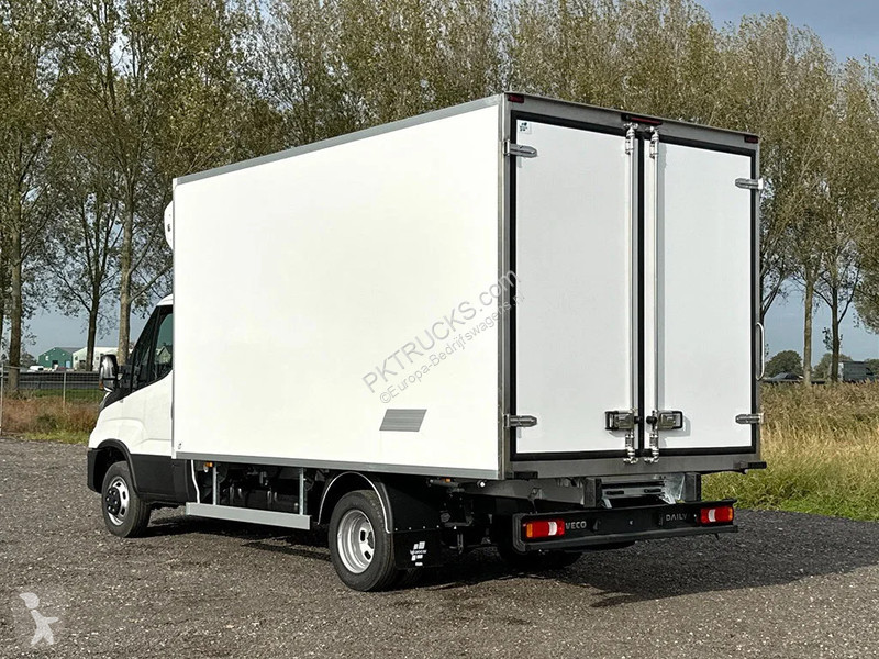 Samochód dostawczy Iveco 50C15 Refrigerated...