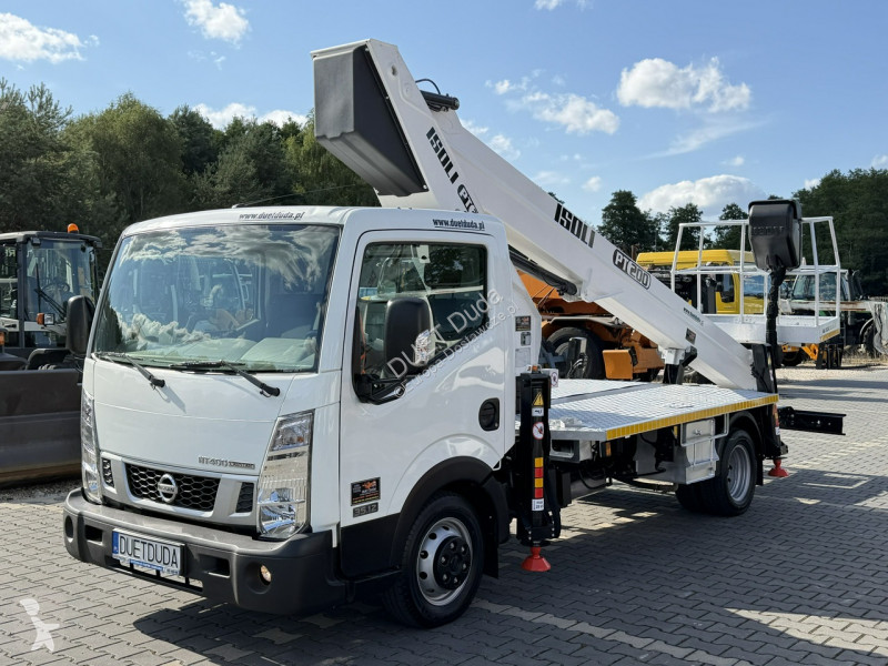 Furgoneta Nissan