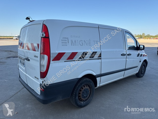 Mercedes 111CDI Transporter