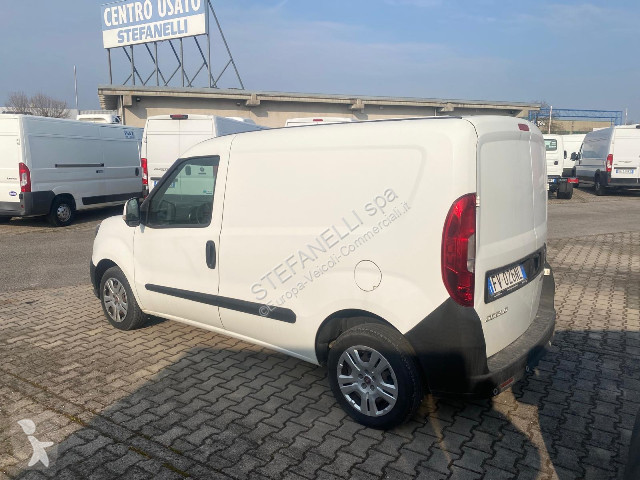 Veicolo commerciale Fiat DOBLO FURGONE