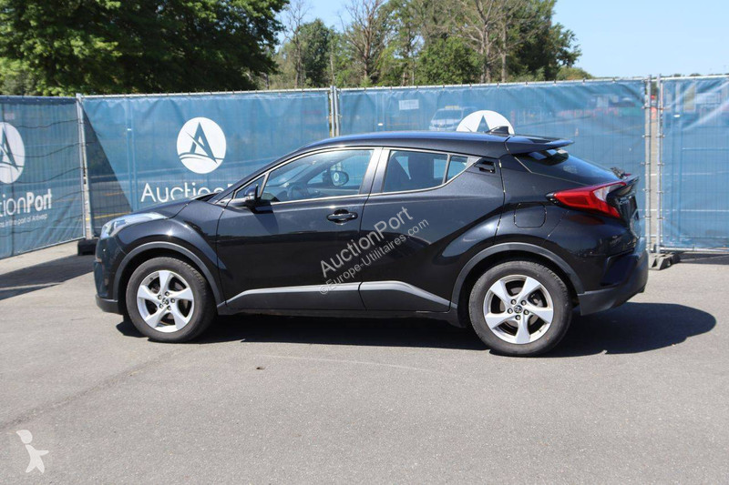 Autoutilitară Toyota