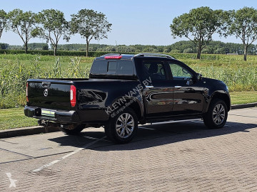 Utilitaire plateau Mercedes
