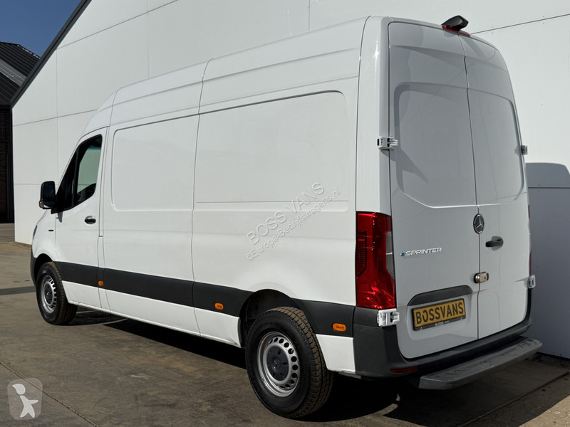 Furgoneta Mercedes 312 55 kWh L2H2 Elektrisch...