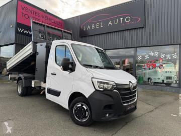 عربة نفعية قلابة Renault