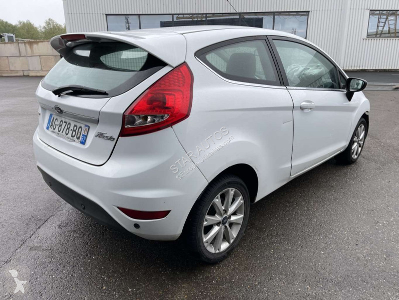 عربة نفعية Ford