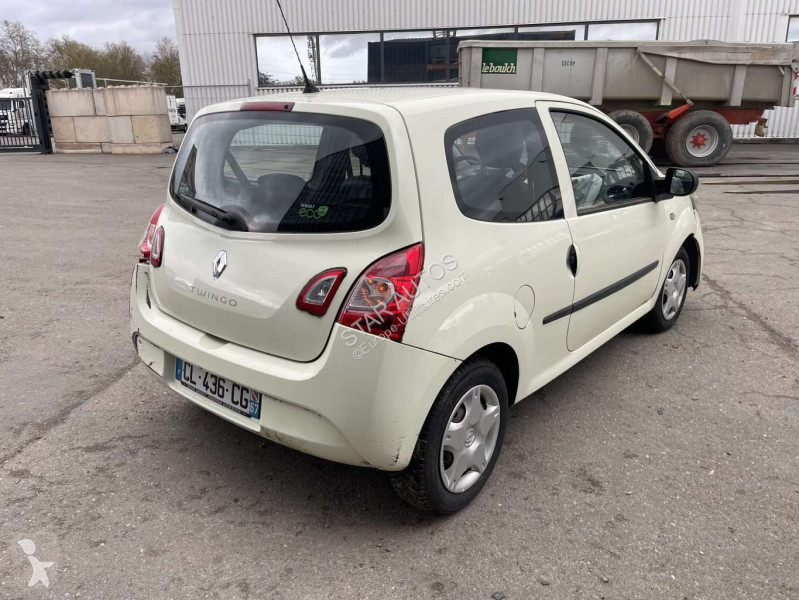 عربة نفعية Renault