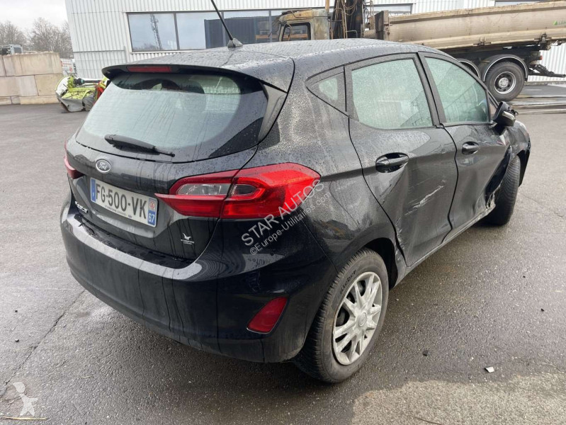 Véhicule utilitaire Ford