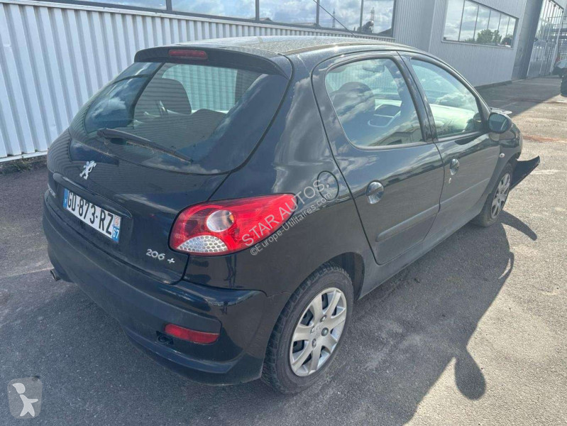 Véhicule utilitaire Peugeot
