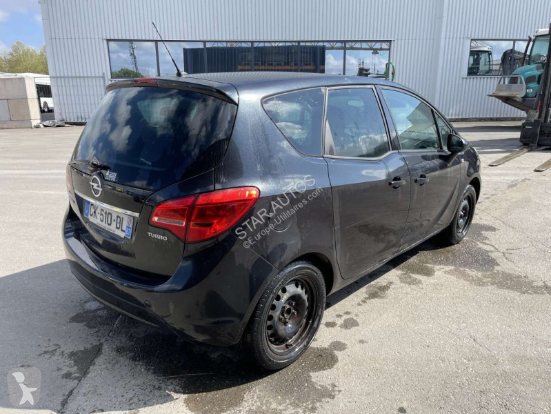 Samochód dostawczy Opel