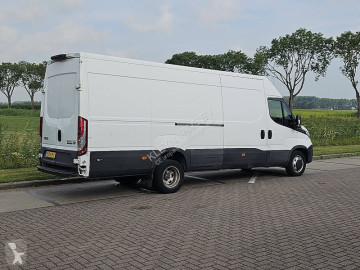 Лекотоварен фургон Iveco