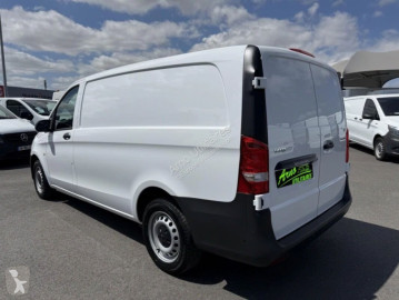 Véhicule utilitaire Mercedes